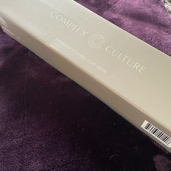 Complex Culture Titanium Styling Flat Iron - Picture 10 of 11